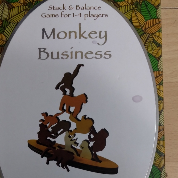 Monkey Busines (stack and balance) - Picture 3 of 5